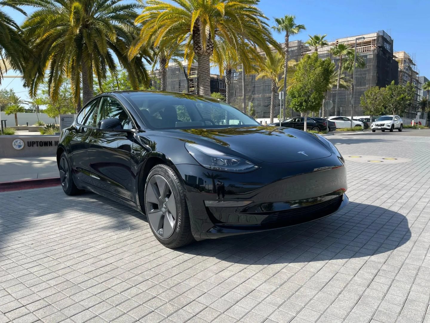 Used 2023 Tesla Model 3 Standard Range RWD image 2