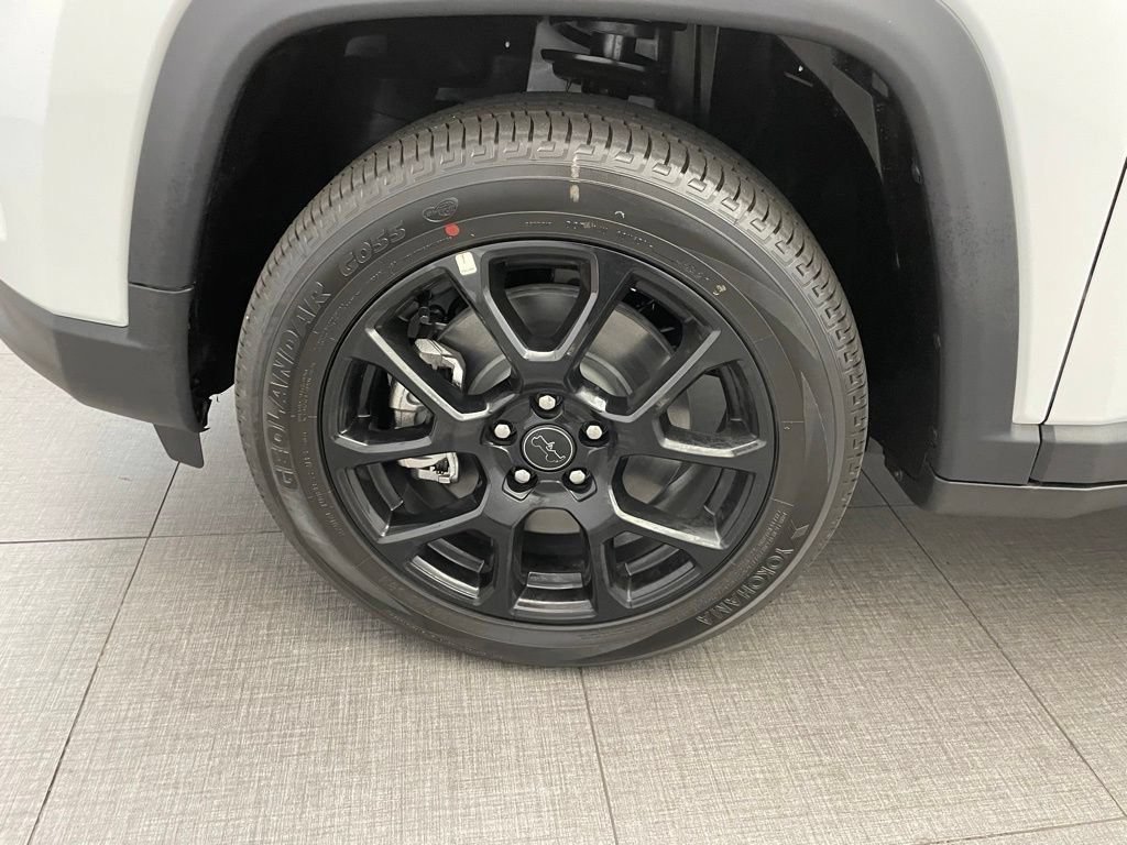 New 2026 Jeep Compass Latitude AWD/4WD image 8