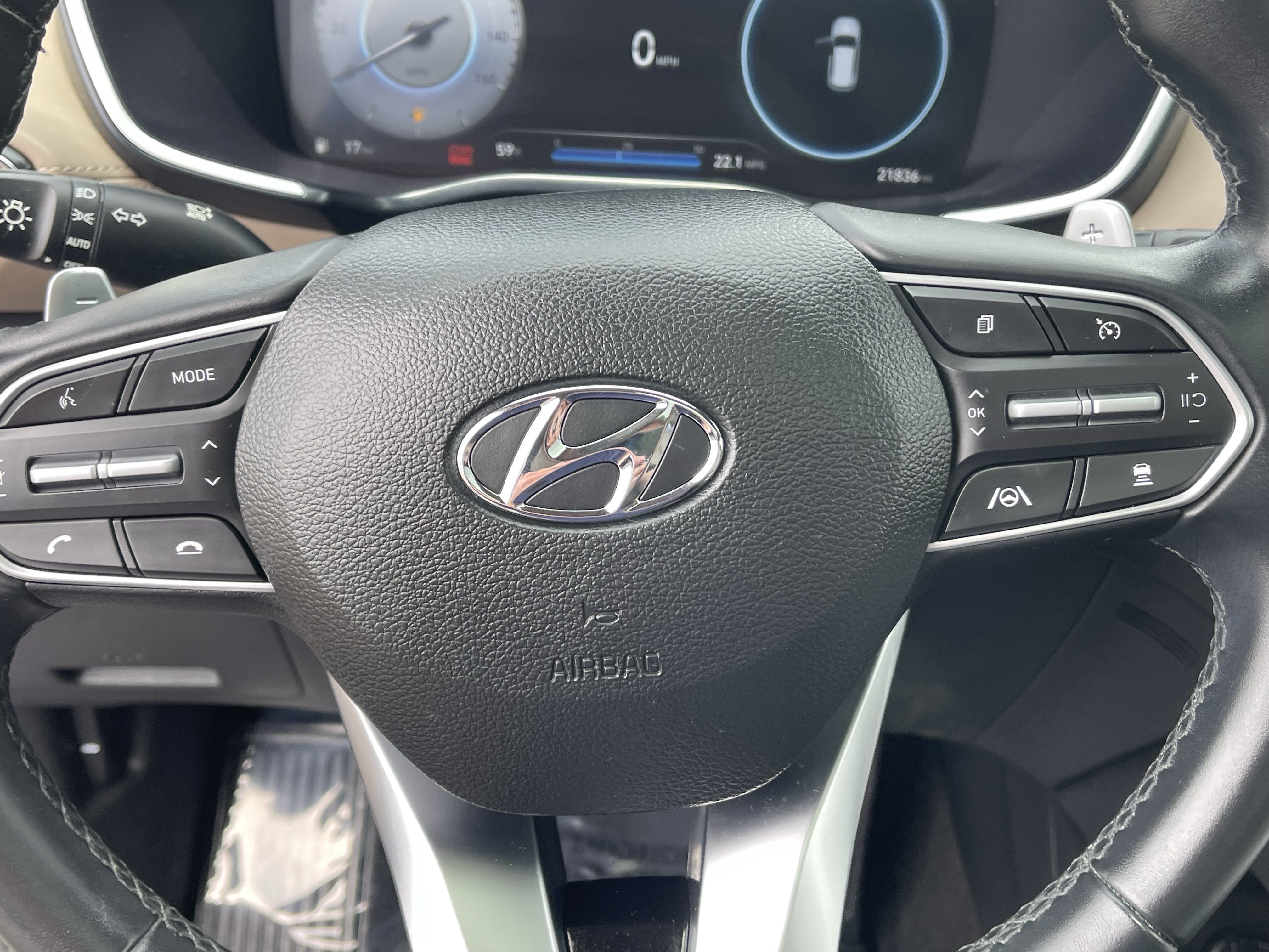 Certified 2023 Hyundai Santa Fe SEL w/ Premium Package AWD/4WD image 22