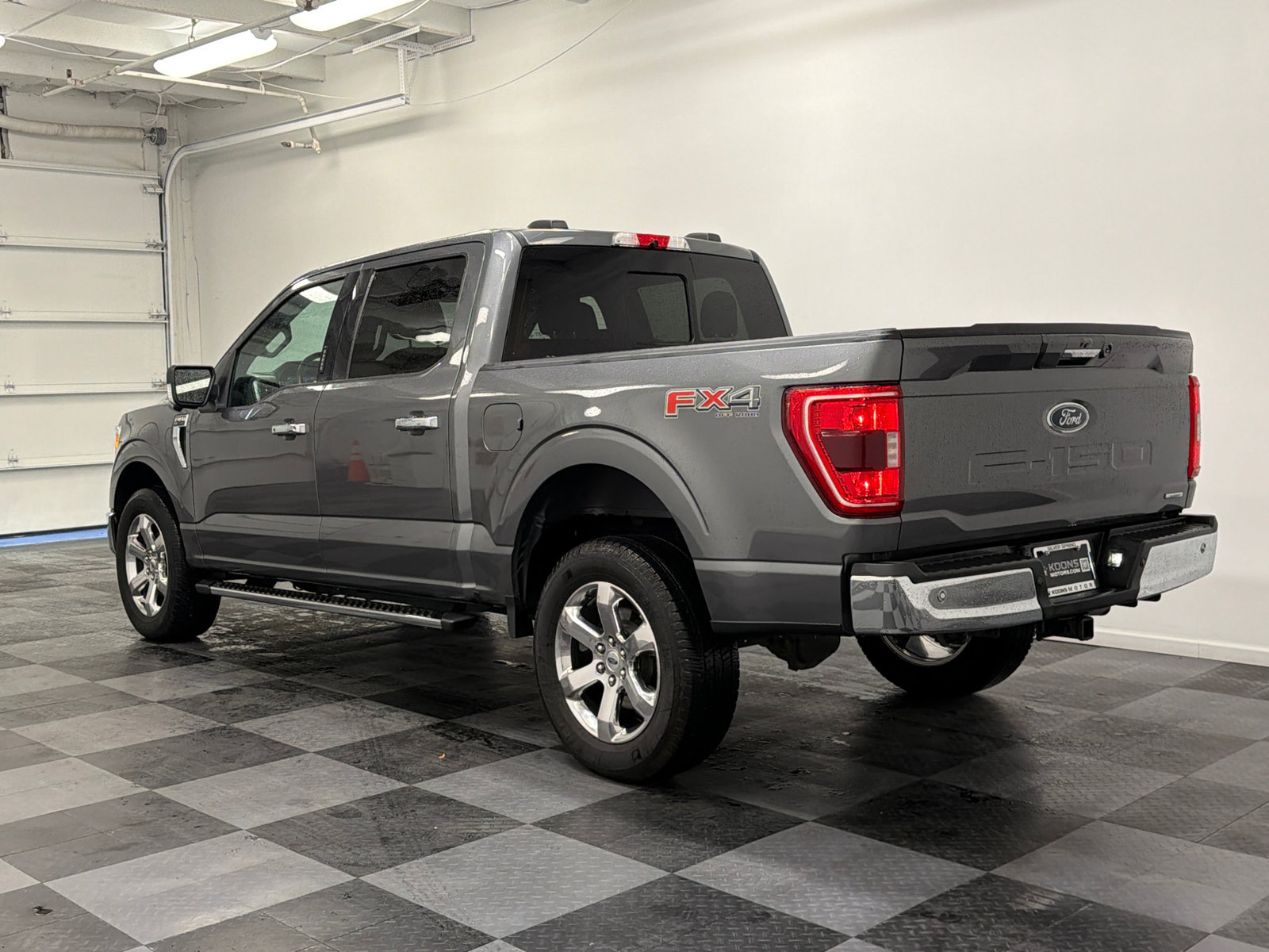 Used 2021 Ford F150 XLT w/ Equipment Group 302A High AWD/4WD image 6