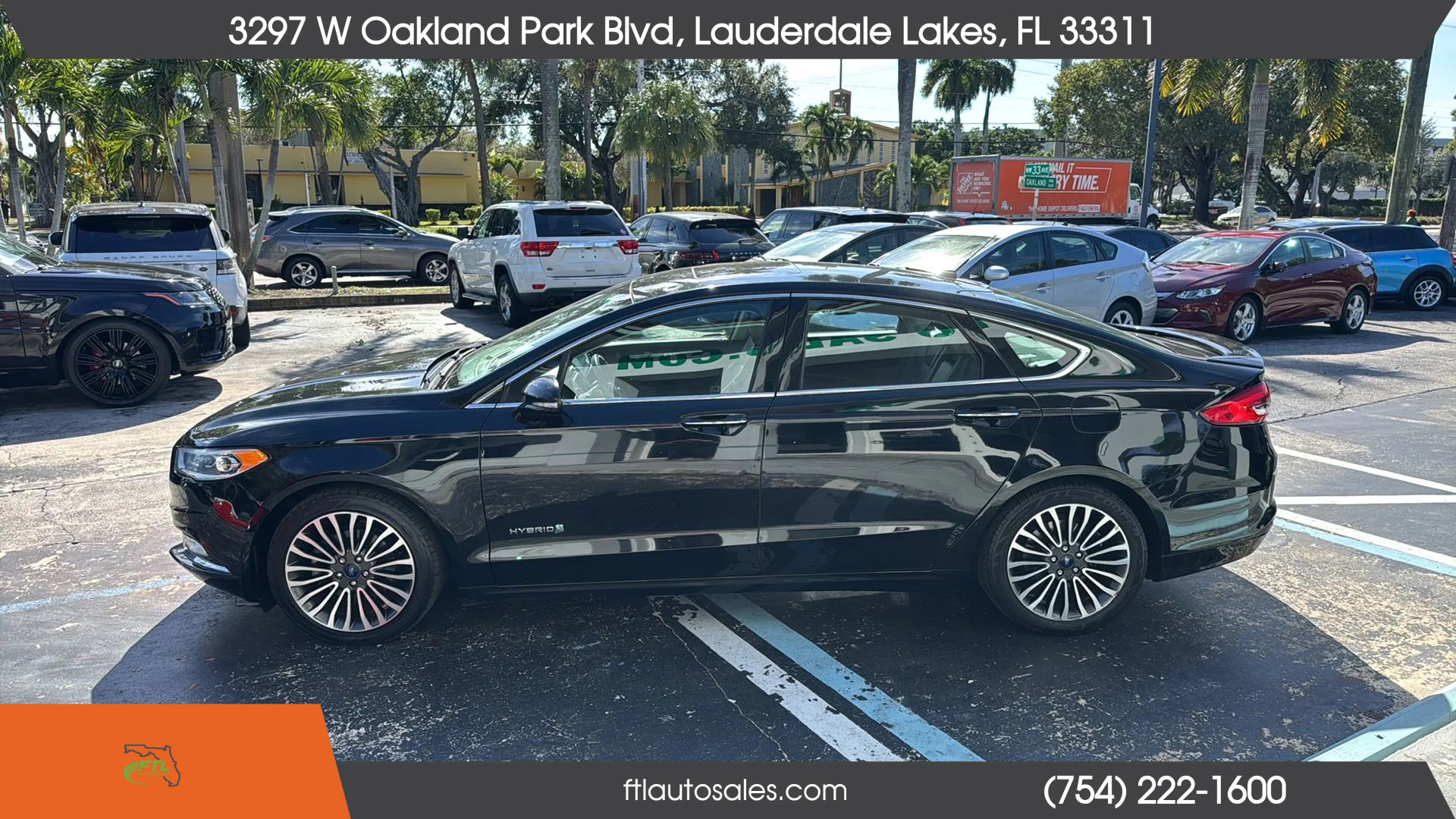 Used 2017 Ford Fusion Titanium image 2