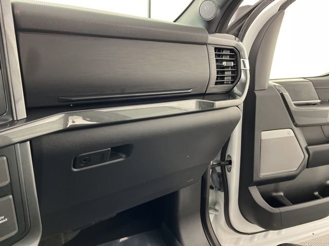 Used 2022 Ford F150 XLT w/ Equipment Group 302A High image 41