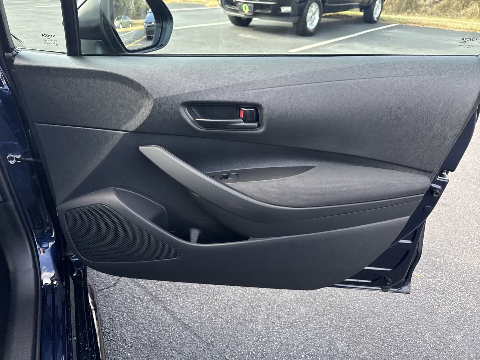 New 2025 Toyota Corolla LE FWD image 34