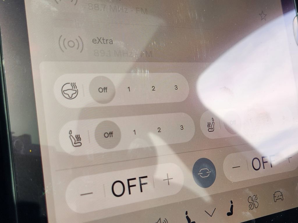 New 2026 Volvo EX30 Ultra w/ Climate Package image 9