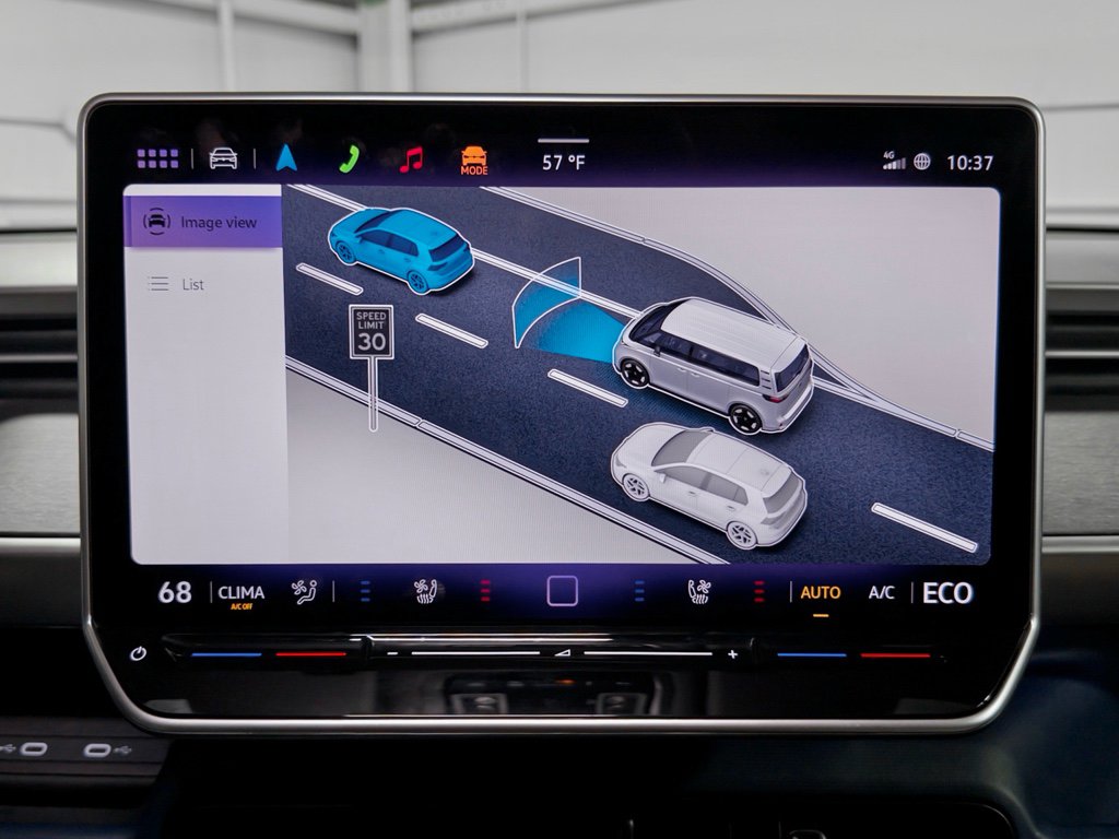 Used 2025 Volkswagen ID. Buzz Pro S image 12