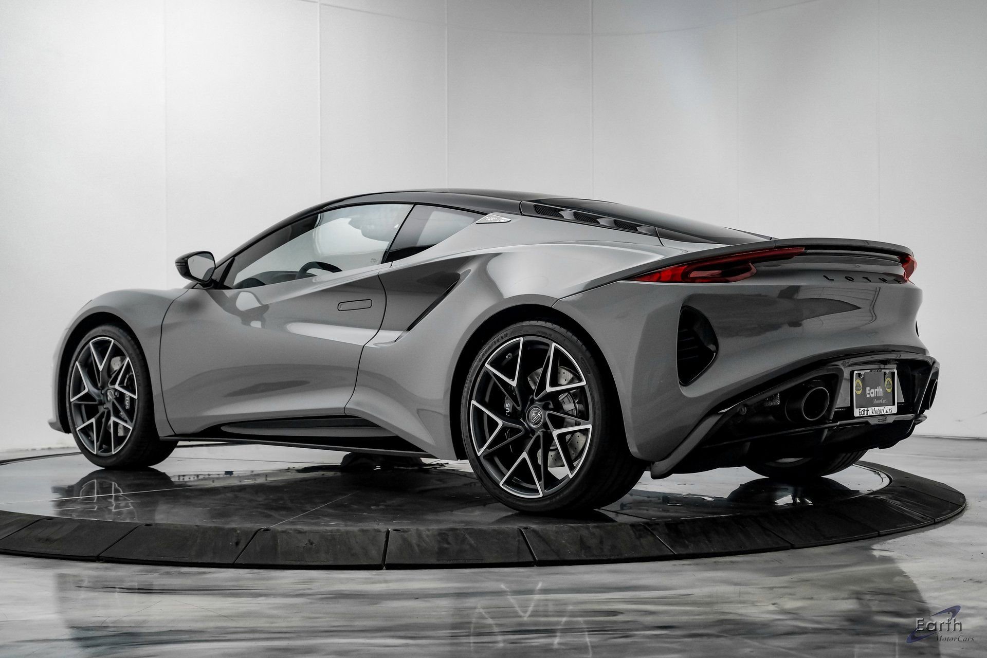 New 2026 Lotus Emira V6 SE Touring RWD image 10