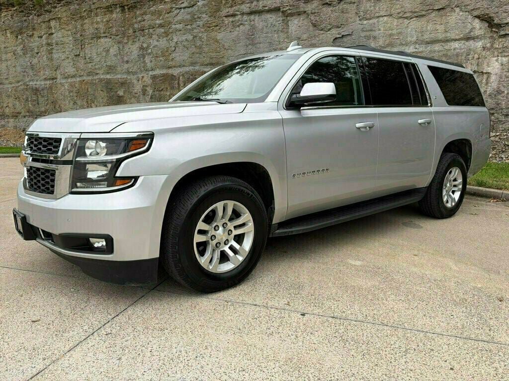 Used 2018 Chevrolet Suburban LT AWD/4WD image 7