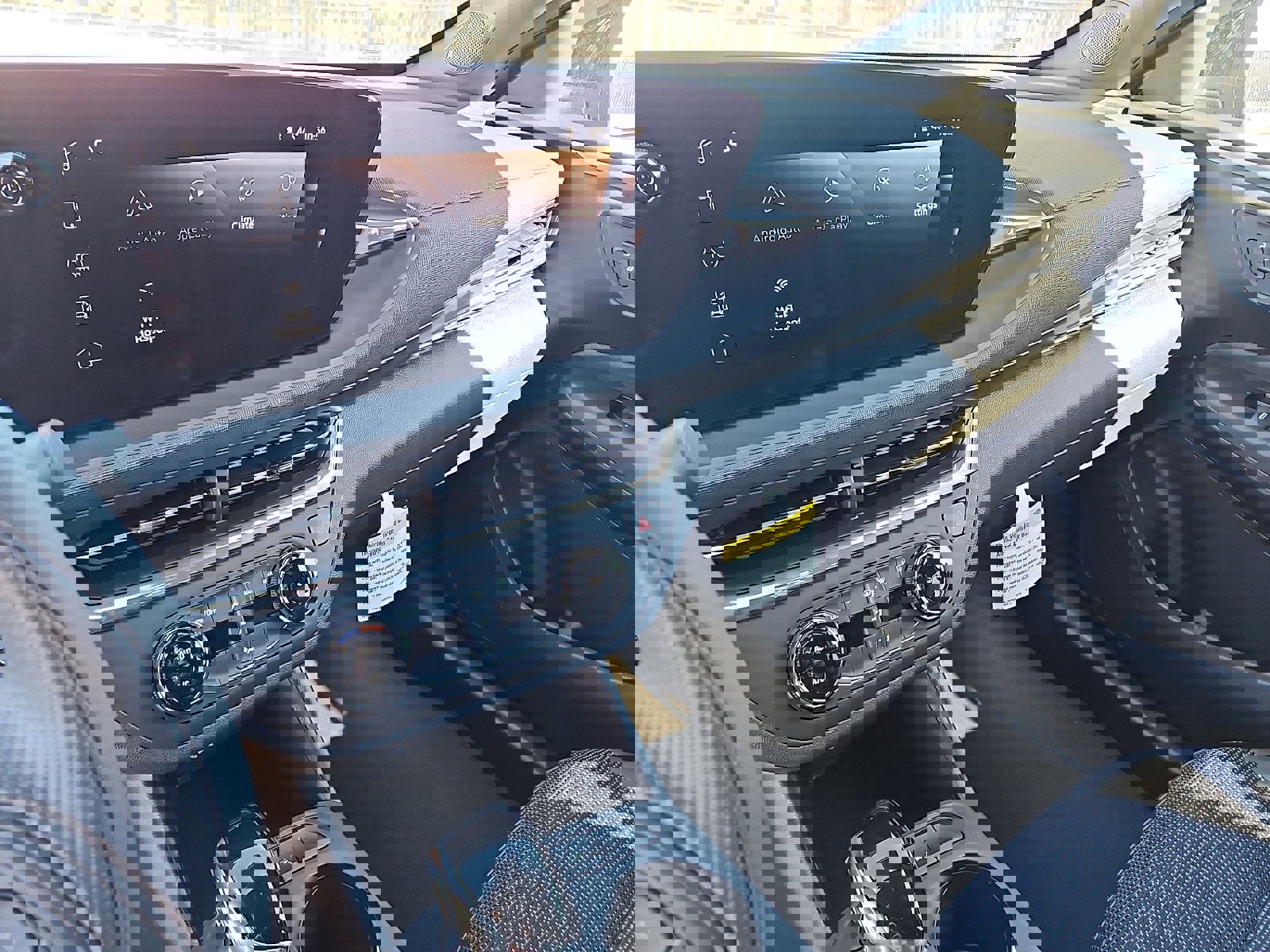 New 2026 Buick Envista Preferred image 18