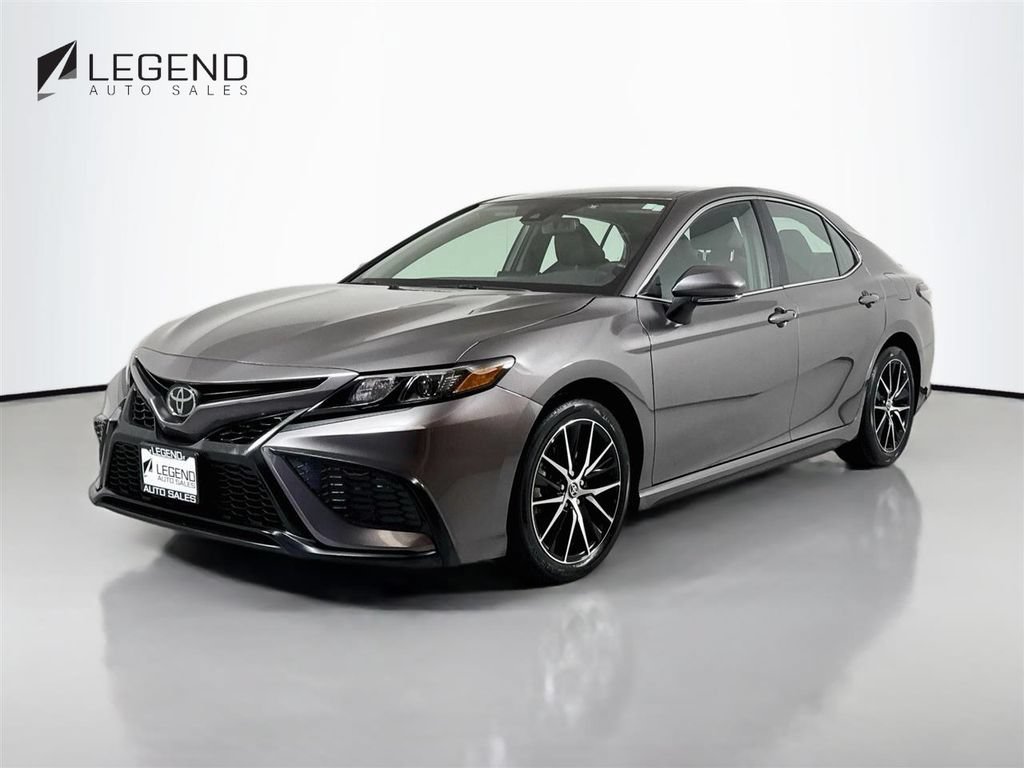 Used 2023 Toyota Camry SE w/ Convenience Package