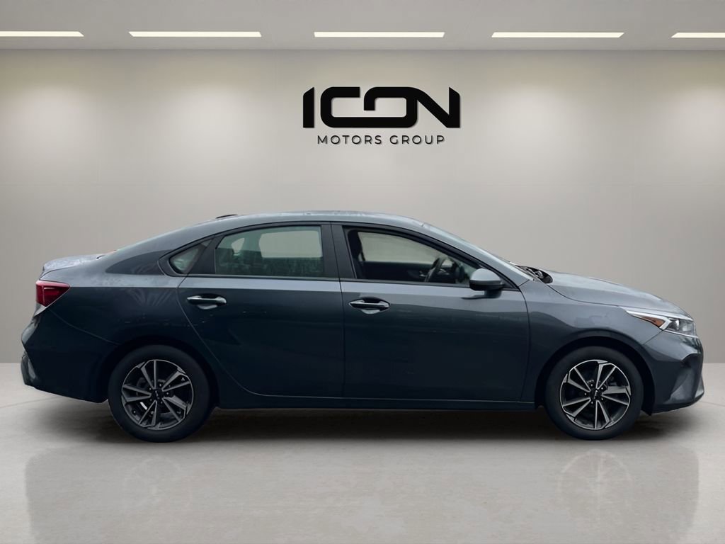 Used 2023 Kia Forte LXS FWD image 6