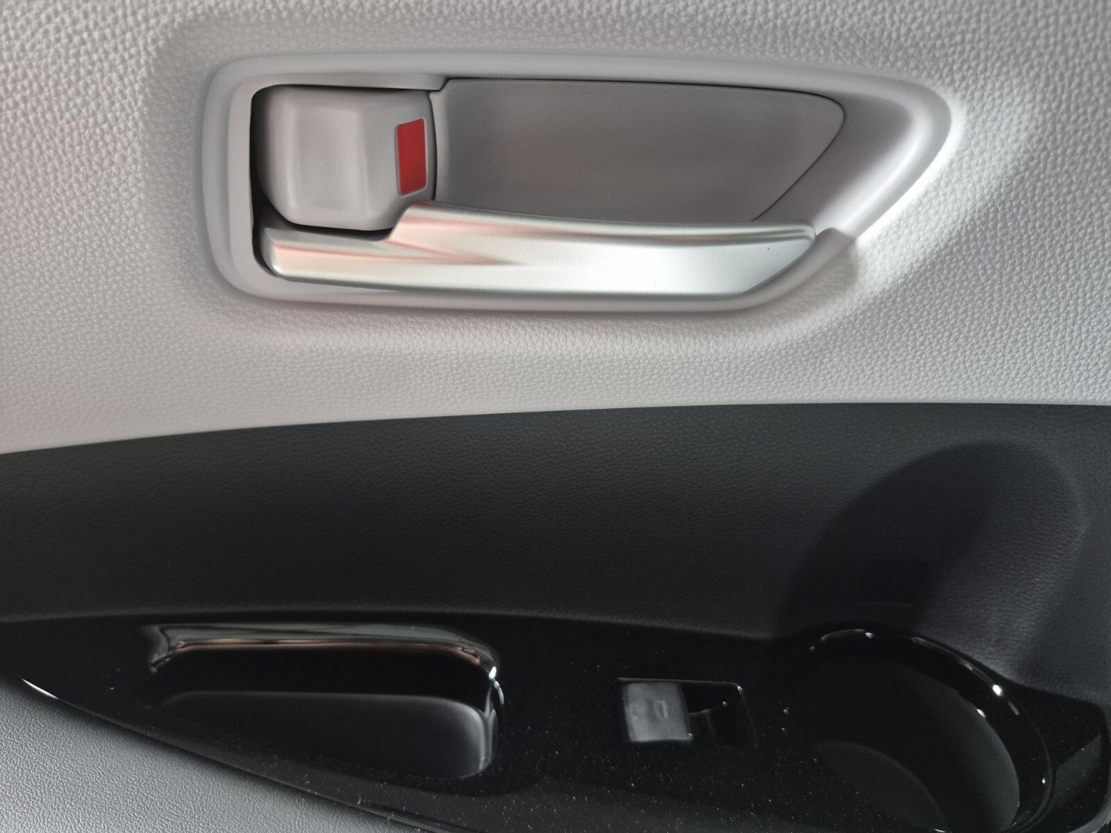 New 2026 Toyota Corolla XSE FWD image 31