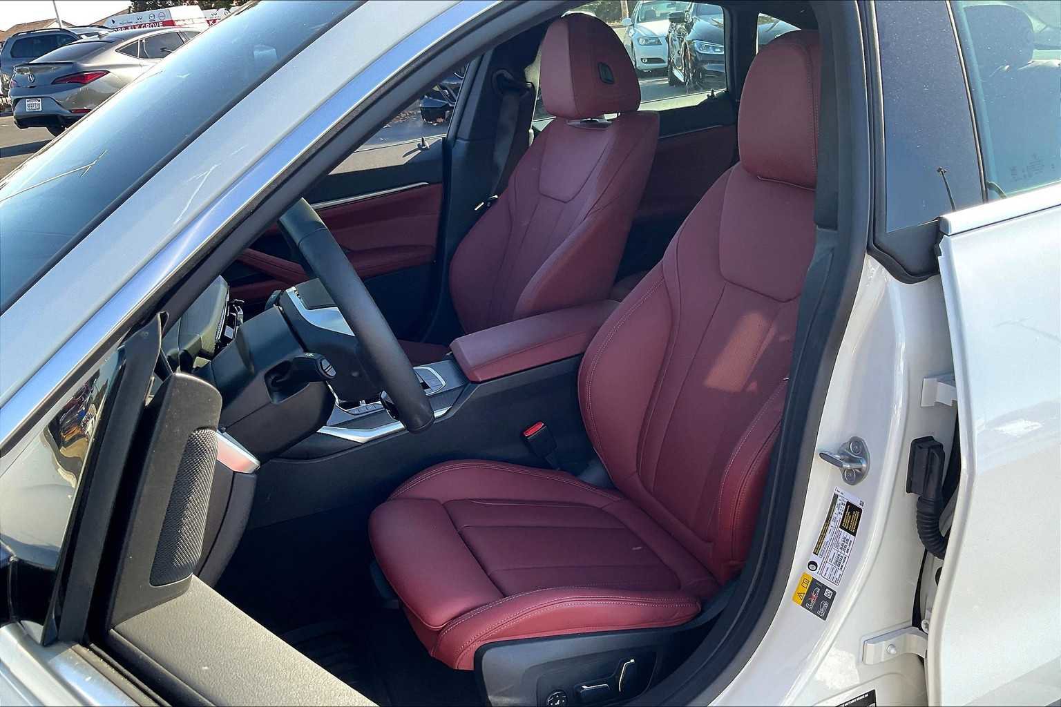 Used 2025 BMW i4 eDrive40 w/ Parking Assistance Package image 28