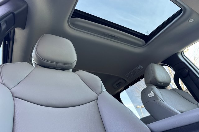 New 2026 Toyota Sienna XLE AWD/4WD image 20