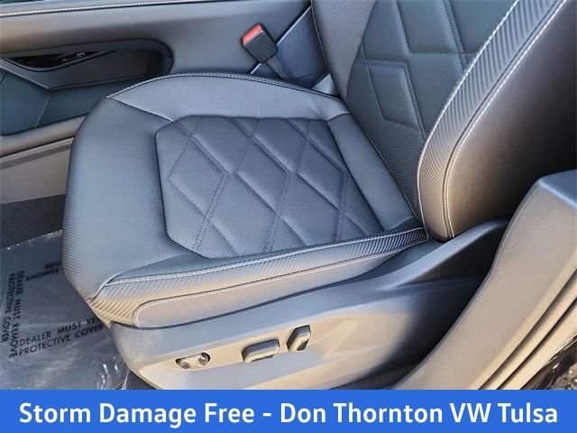 New 2026 Volkswagen Atlas Cross Sport SE image 14