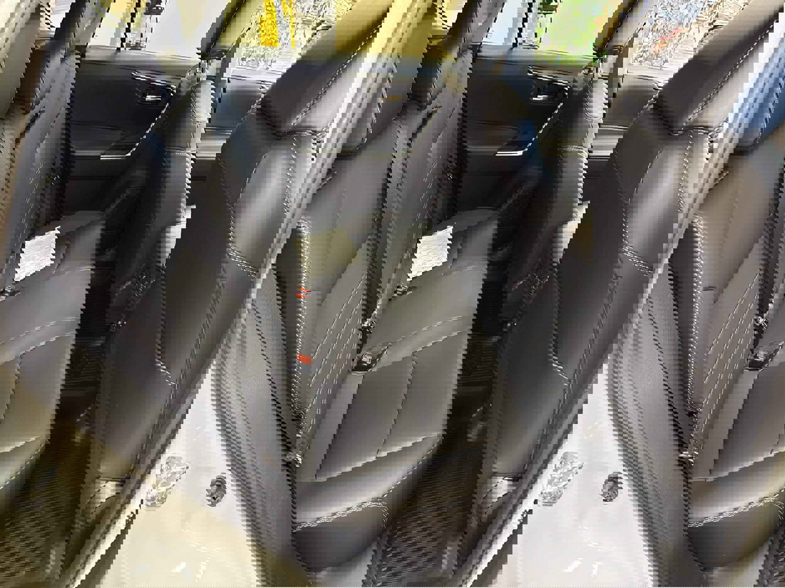 Used 2021 Toyota RAV4 XLE Premium image 21