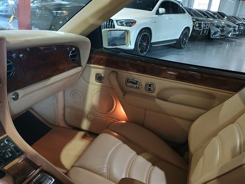Used 1999 Bentley Azure RWD image 12