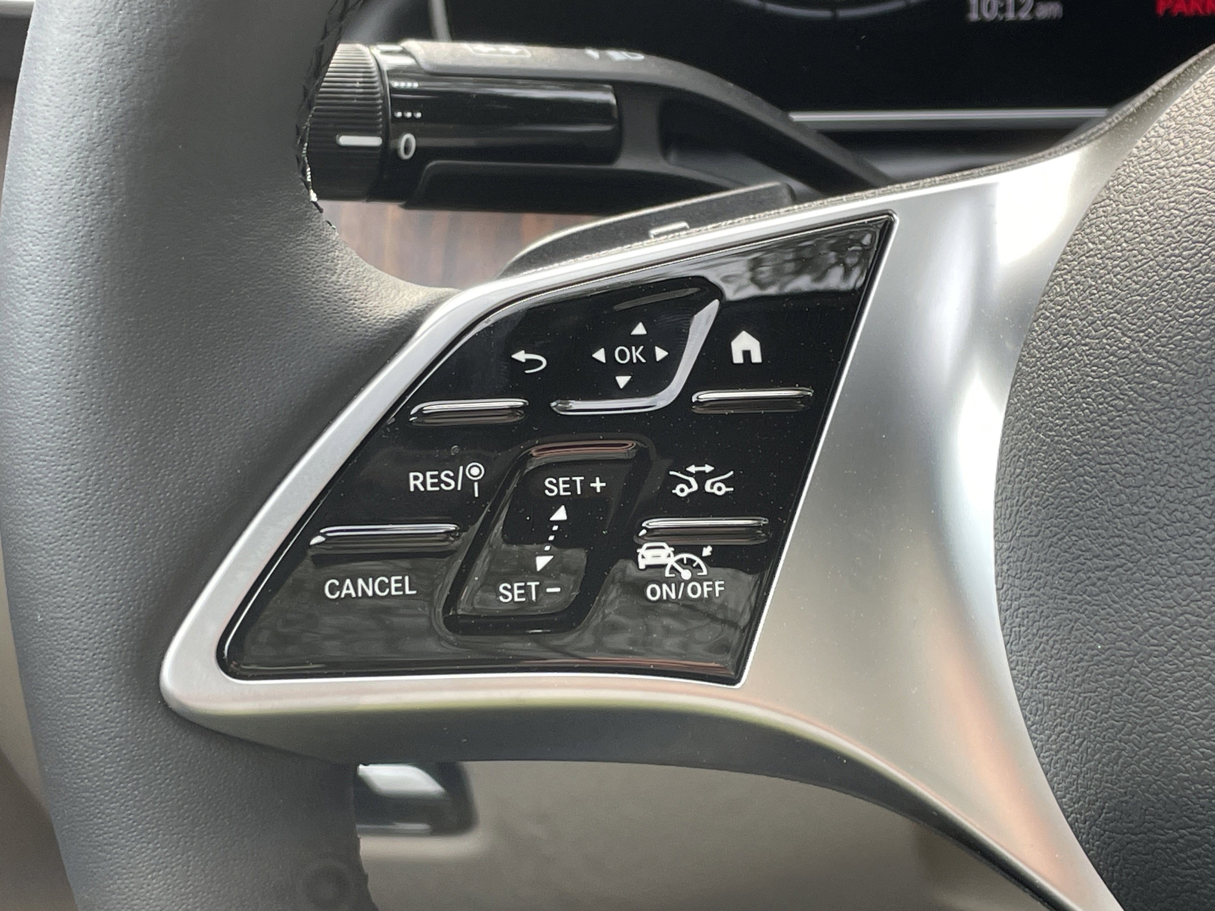 New 2026 Mercedes-Benz C 300 4MATIC Sedan image 26