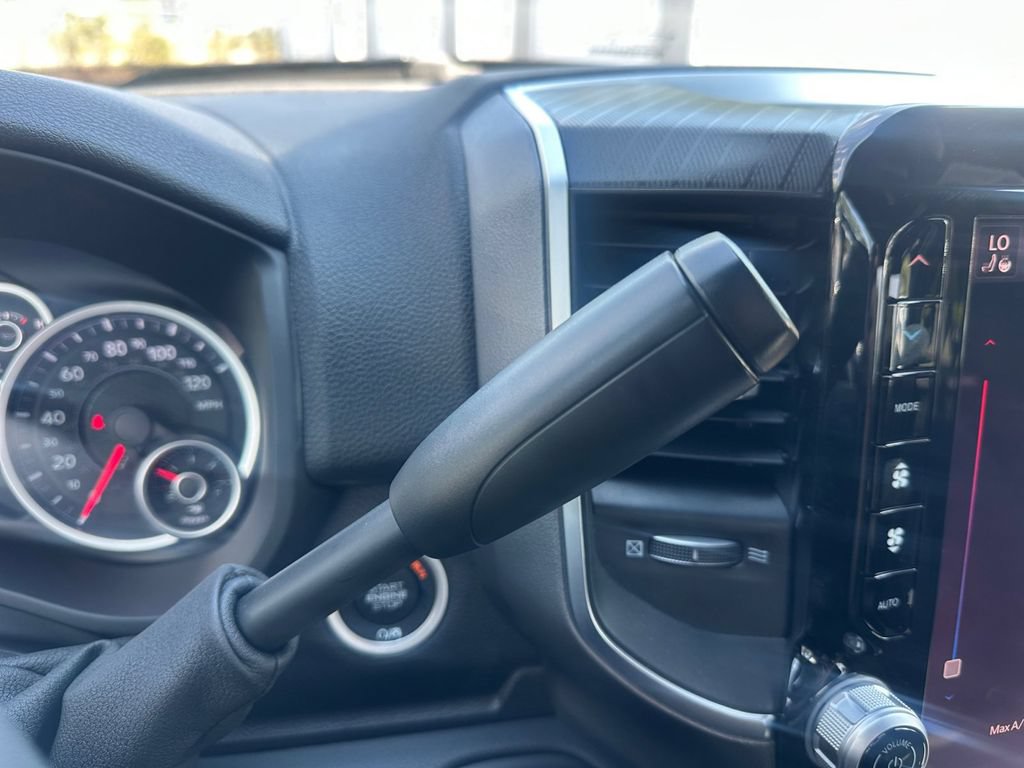 New 2026 RAM 3500 Big Horn AWD/4WD image 31