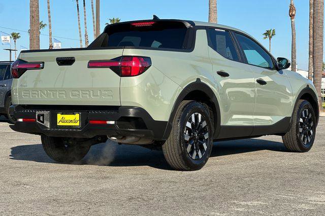 Certified 2026 Hyundai Santa Cruz SE image 4