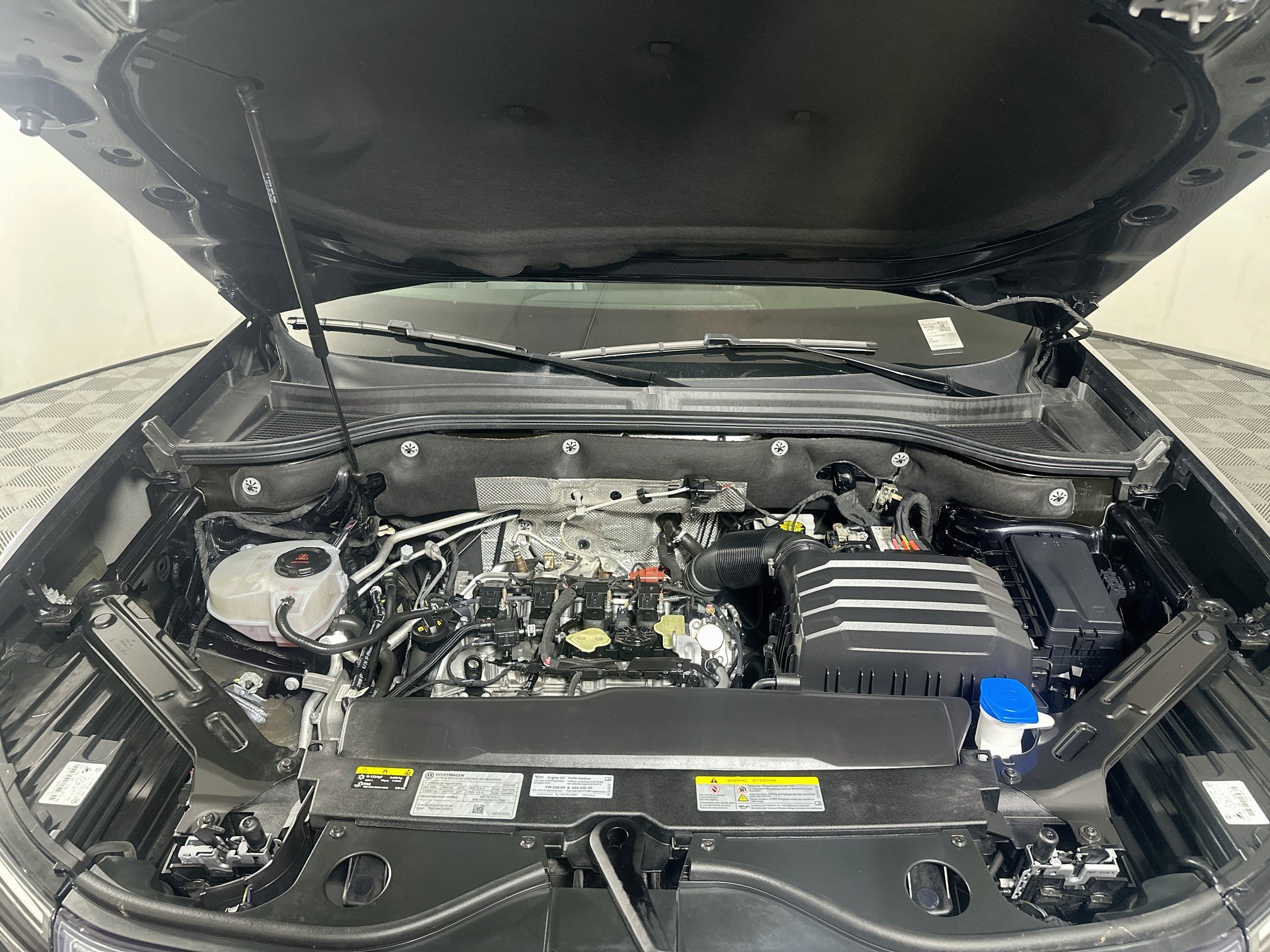 Used 2024 Volkswagen Atlas SE FWD image 36