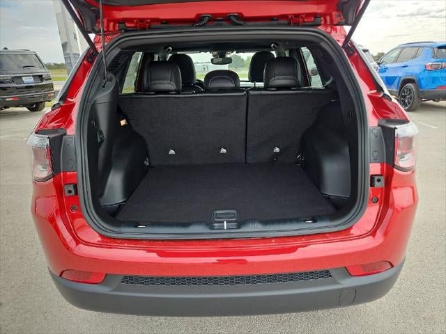 New 2027 Jeep Compass Latitude AWD/4WD image 46