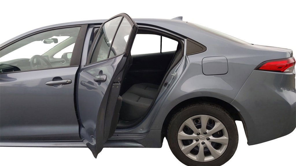 Used 2023 Toyota Corolla LE image 30