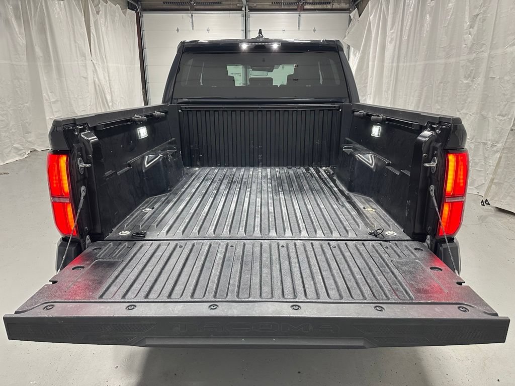 Used 2026 Toyota Tacoma TRD Off-Road AWD/4WD image 48