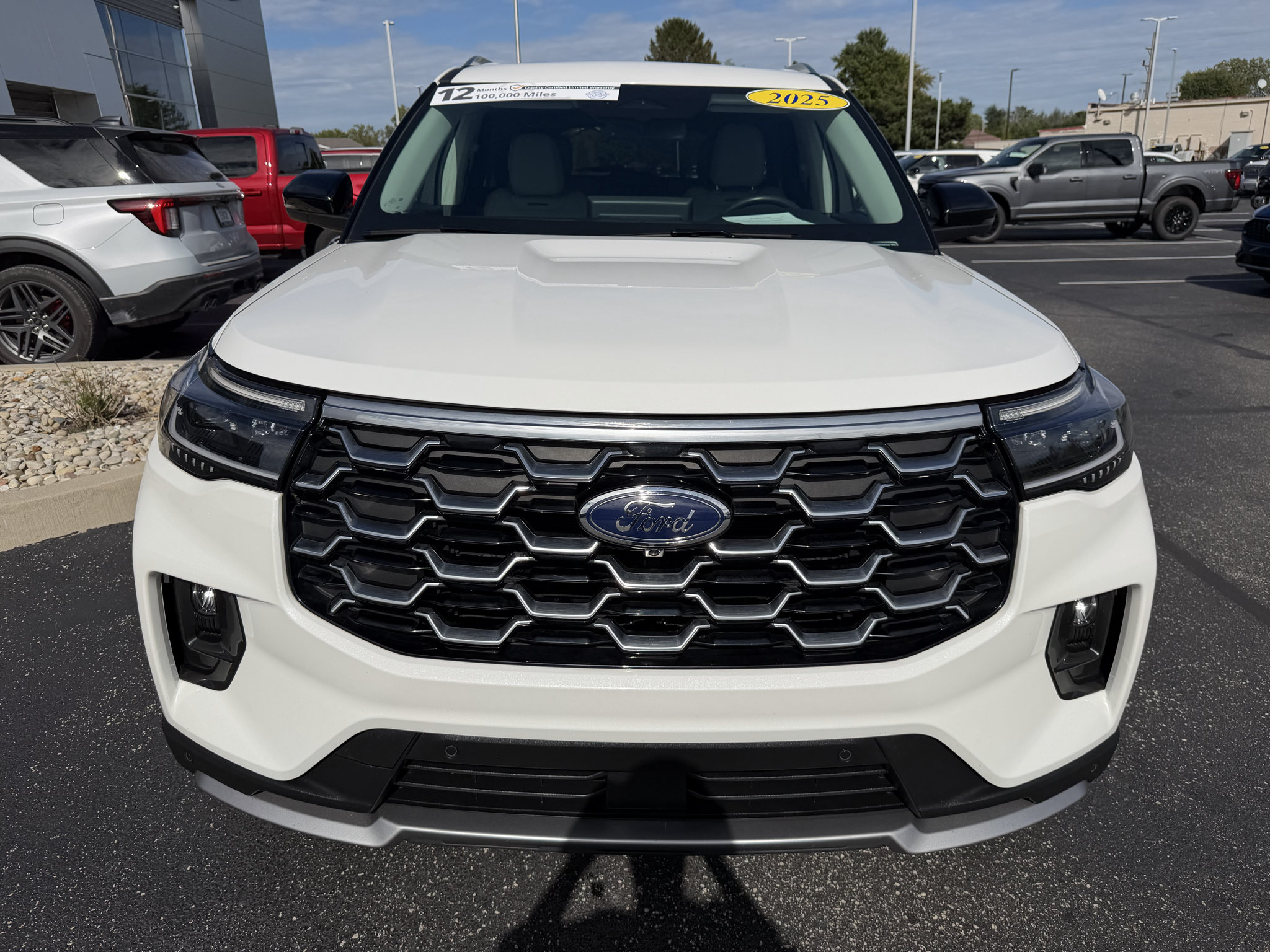 Used 2025 Ford Explorer Platinum w/ Ultimate Package AWD/4WD image 3