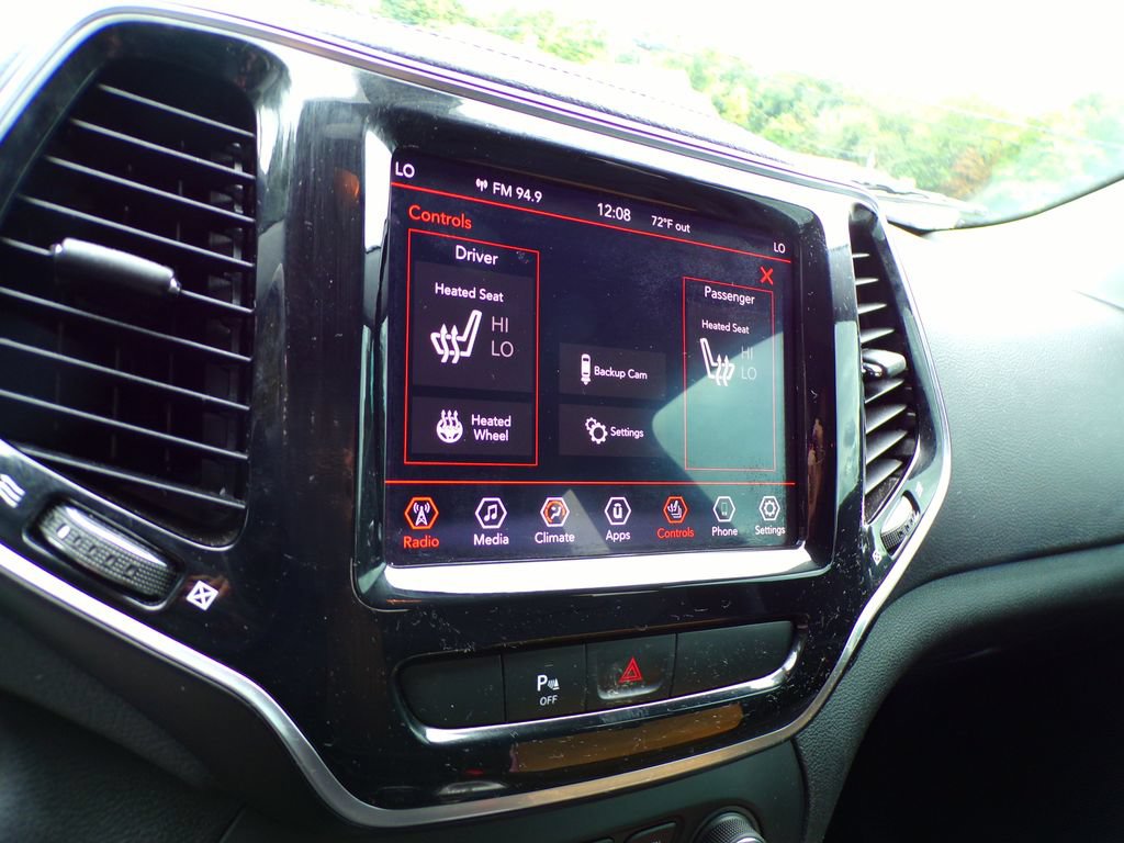 Certified 2019 Jeep Cherokee Limited AWD/4WD image 23