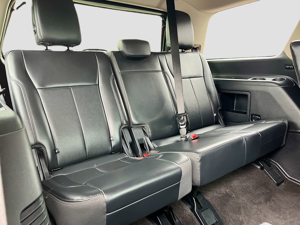 Used 2023 Ford Expedition XLT image 28