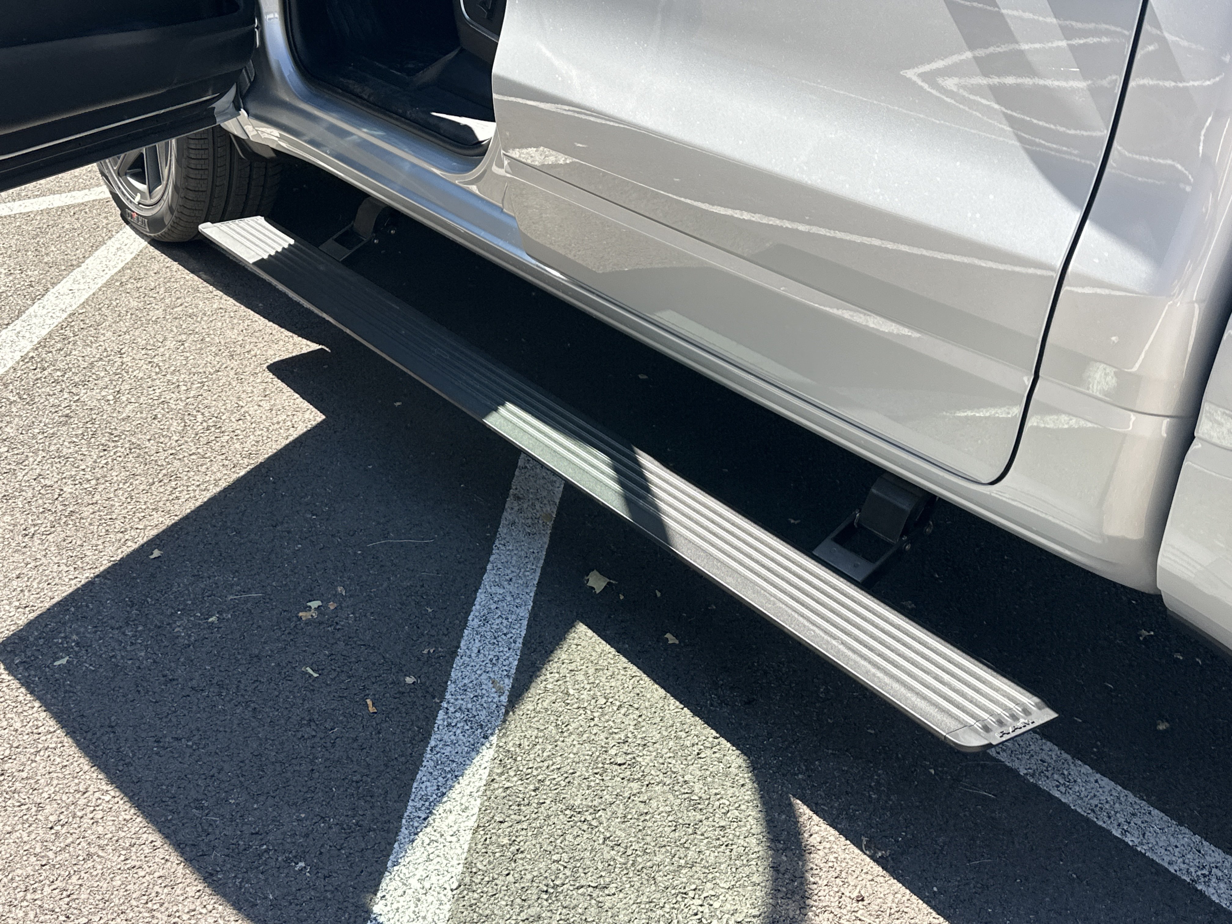 New 2026 RAM 1500 Laramie w/ Night Edition AWD/4WD image 17