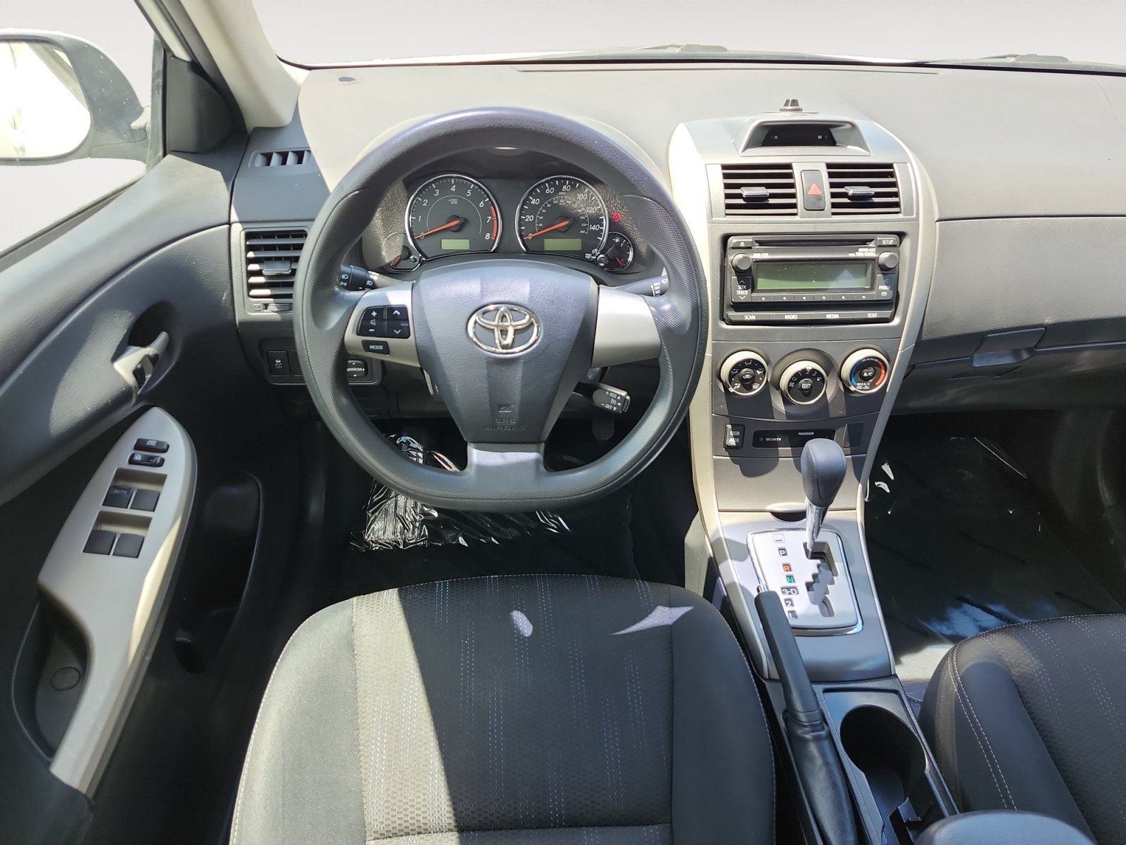 Used 2012 Toyota Corolla S FWD image 11