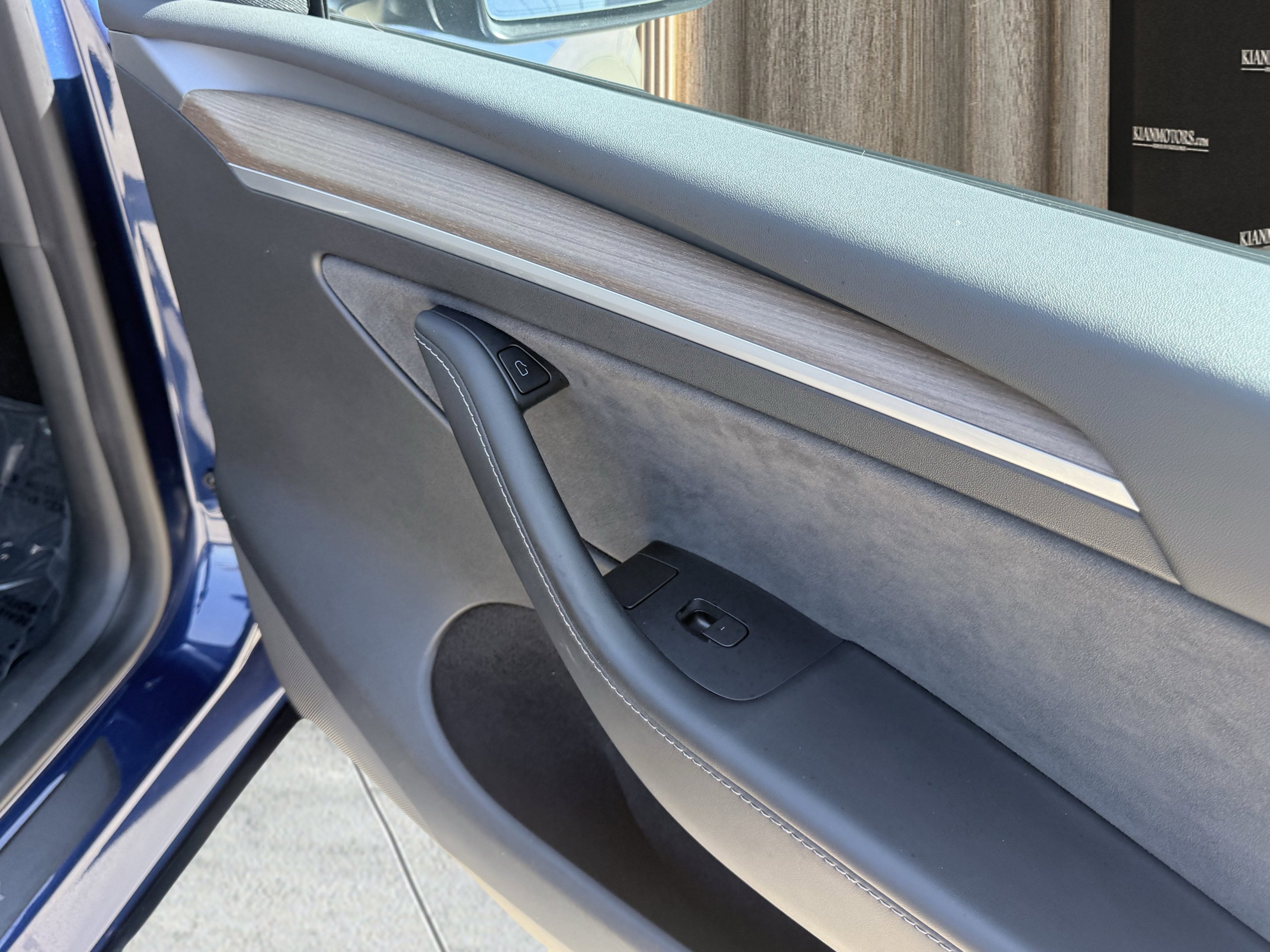 Used 2023 Tesla Model Y Performance image 43