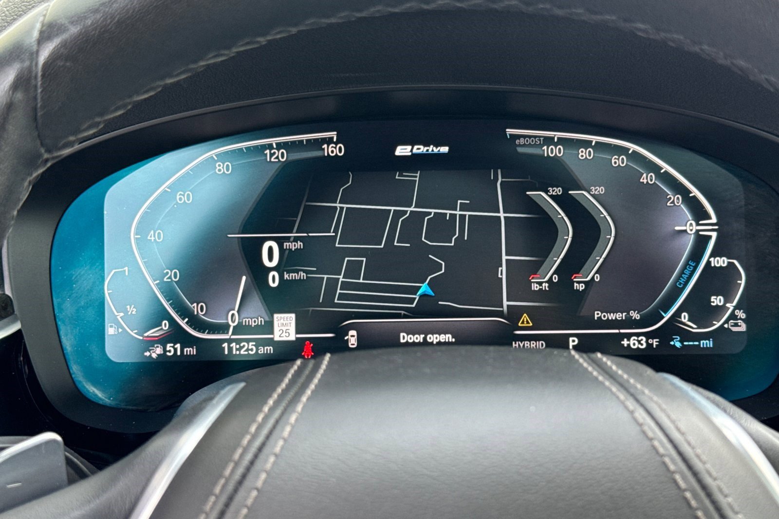 Used 2023 BMW 530e w/ Convenience Package image 18