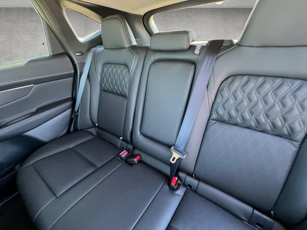 New 2026 Nissan Murano Platinum w/ Cargo Package AWD/4WD image 23
