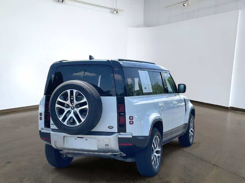 Certified 2023 Land Rover Defender 110 S AWD/4WD image 4