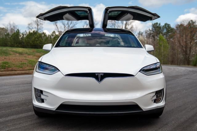 Used 2020 Tesla Model X Long Range image 21