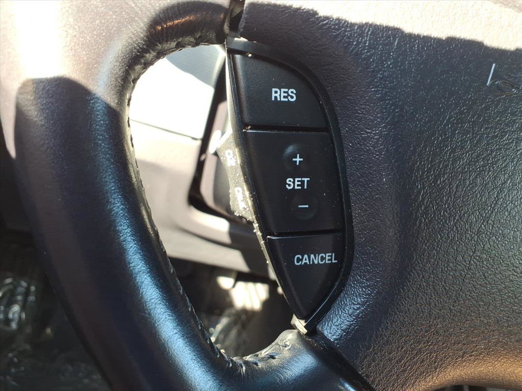 Used 2004 Ford Thunderbird Deluxe image 13