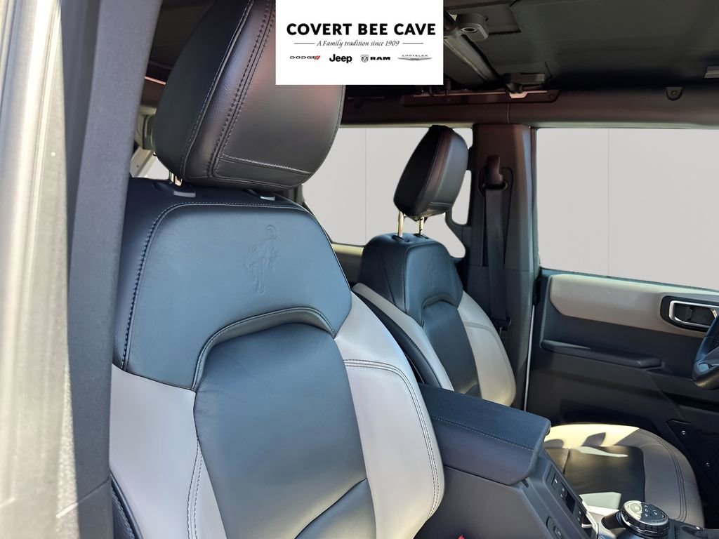 Used 2024 Ford Bronco Wildtrak image 16