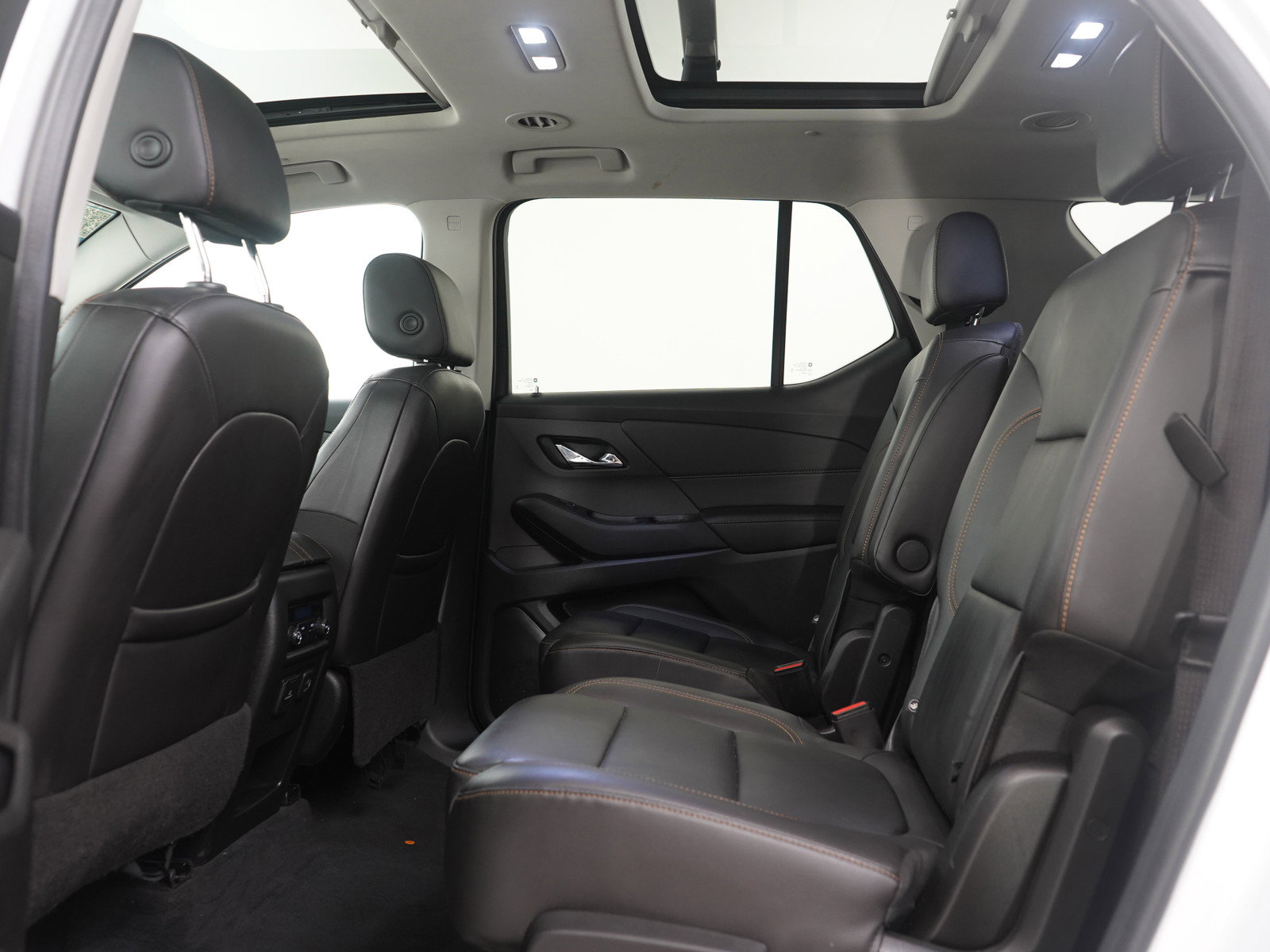 Used 2021 Chevrolet Traverse RS image 20