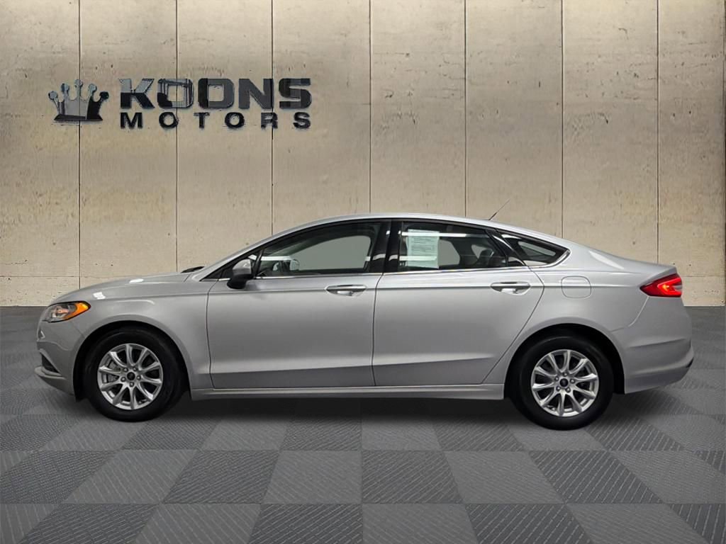 Used 2018 Ford Fusion S video 4