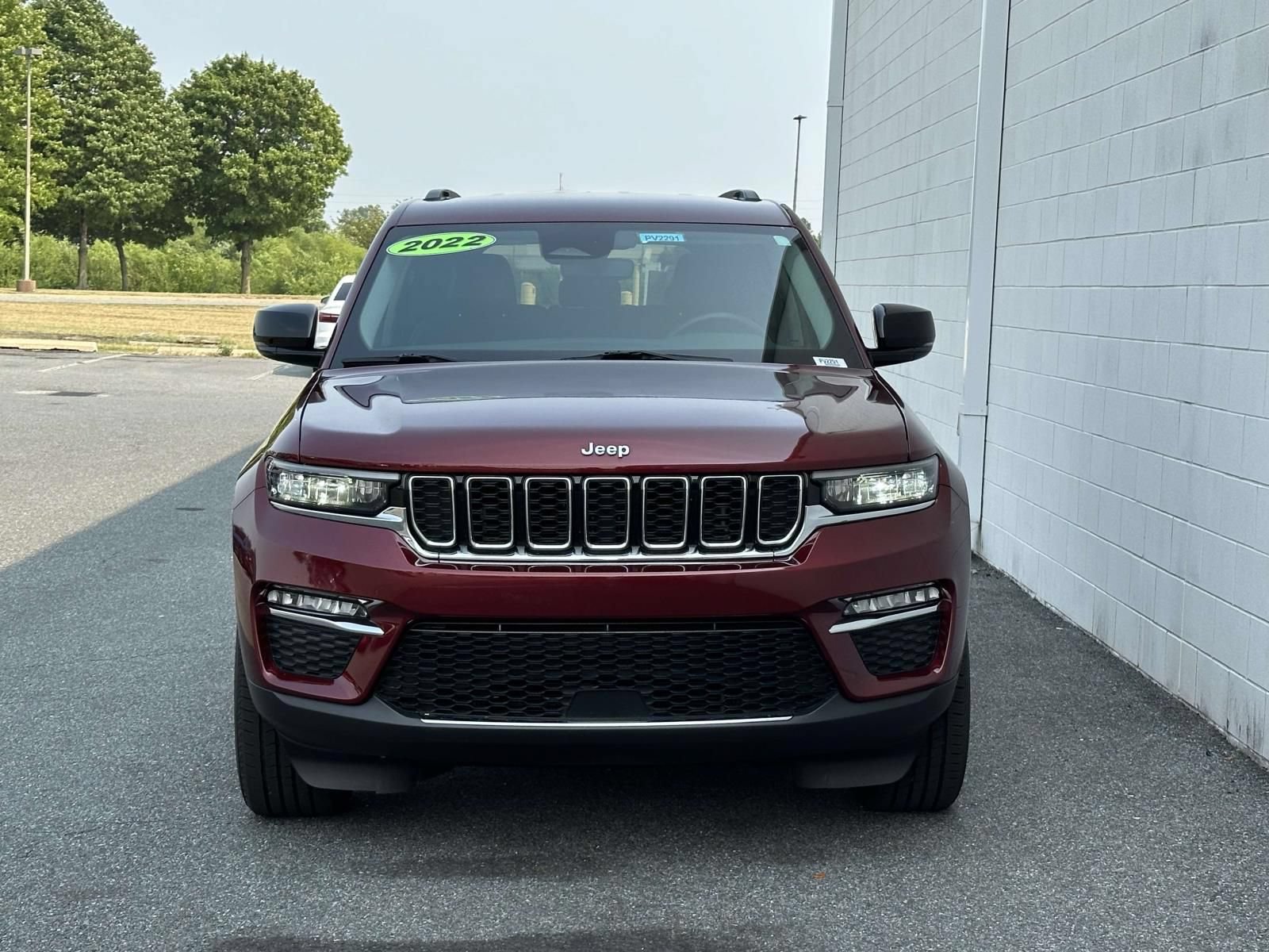 Used 2022 Jeep Grand Cherokee Limited RWD image 8