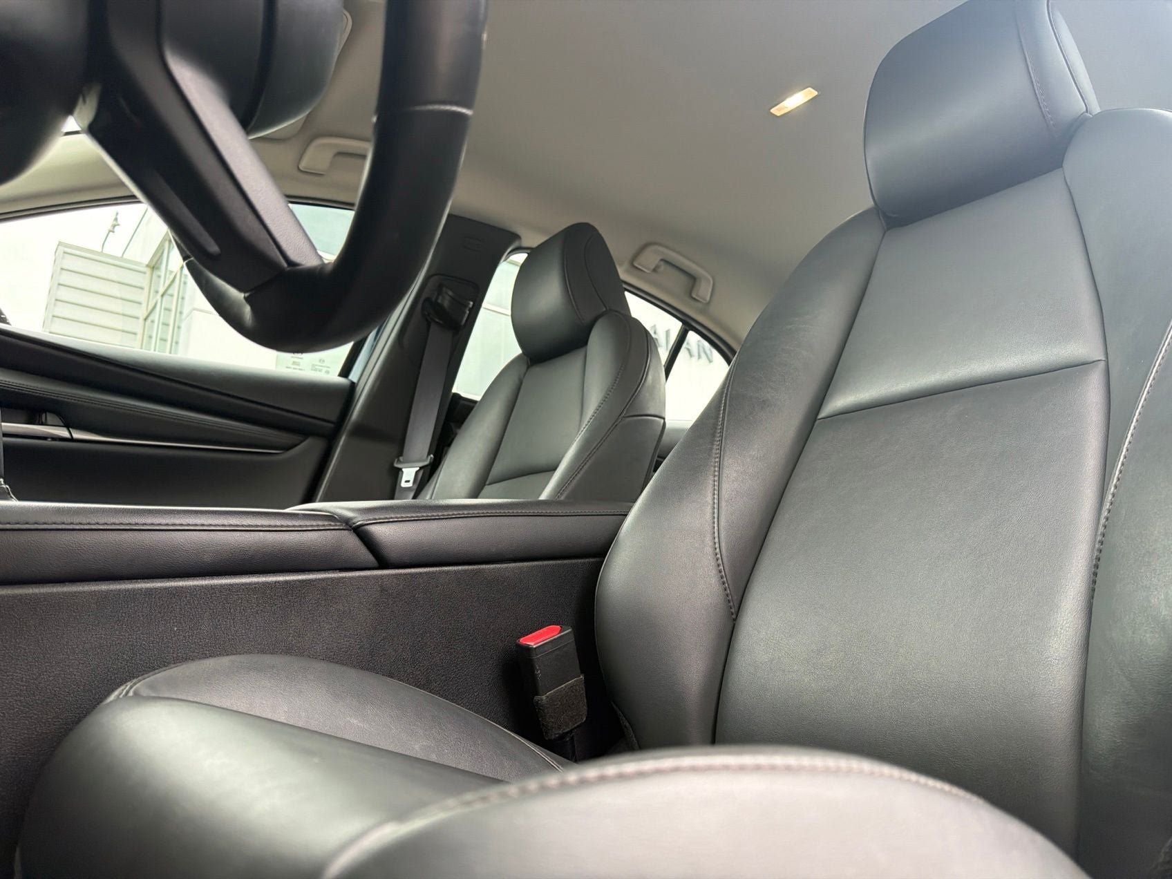 Used 2024 MAZDA MAZDA3 s FWD image 7