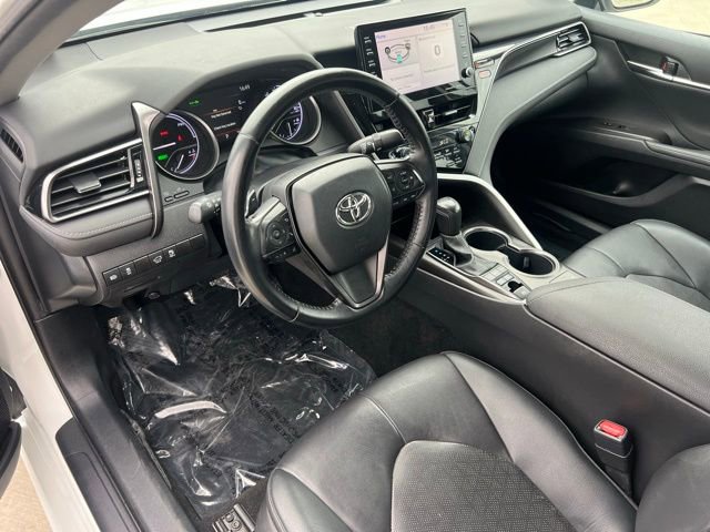 Used 2022 Toyota Camry XSE image 14