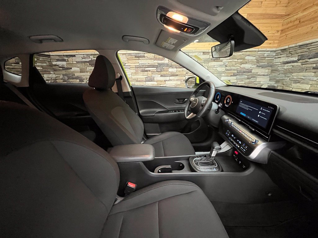 Used 2024 Hyundai Kona SEL AWD/4WD image 20