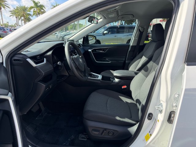 Used 2023 Toyota RAV4 XLE FWD image 22