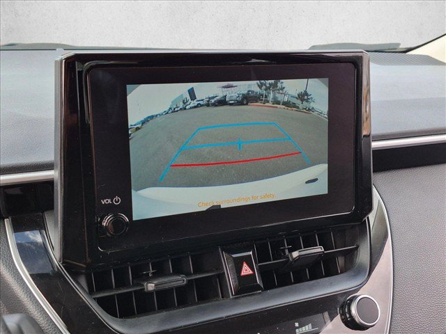Used 2025 Toyota Corolla LE FWD image 18