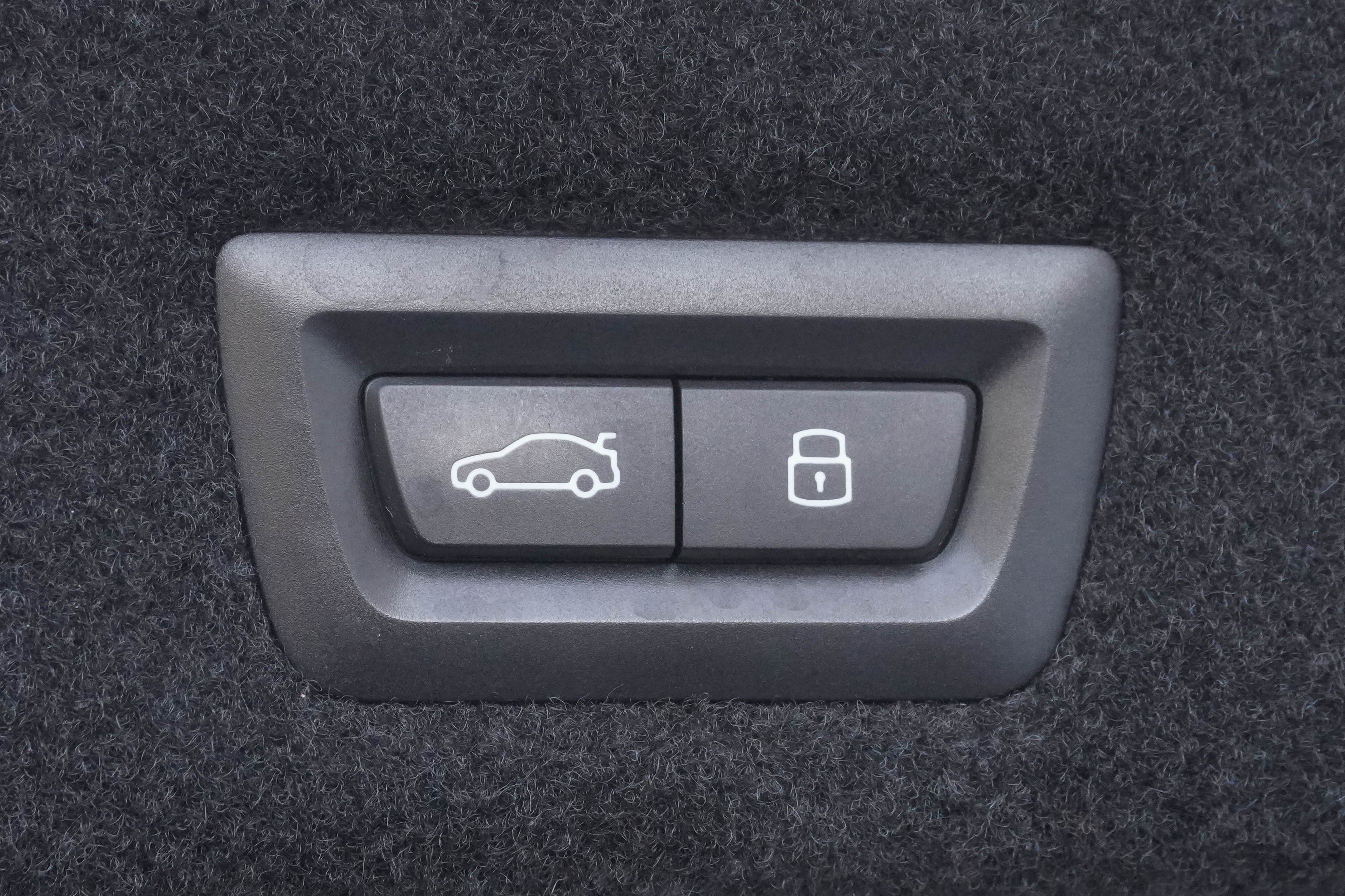 Certified 2023 BMW i7 xDrive60 AWD/4WD image 40