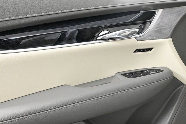 New 2025 Cadillac XT6 Premium Luxury w/ Technology Package image 4