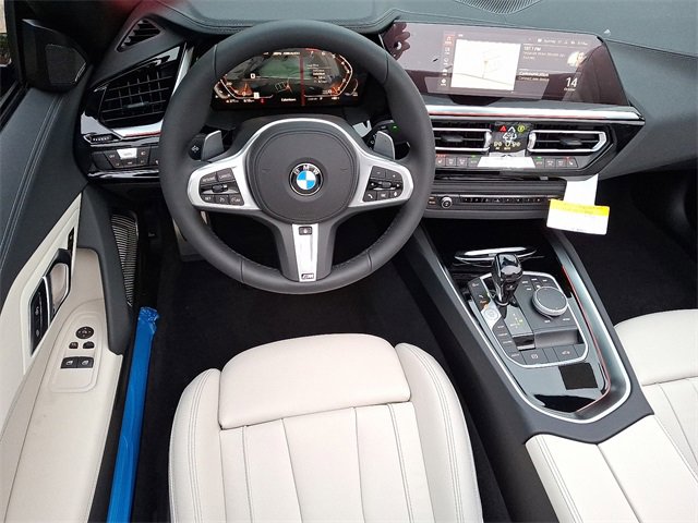 New 2026 BMW Z4 M40i w/ Premium Package image 10